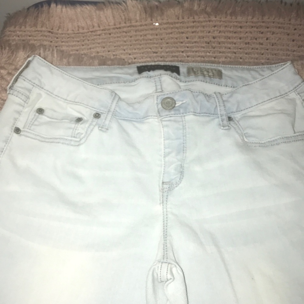 Light wash jeans